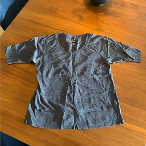 LOFT black Short Sleeve Tee